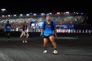 BIB: 300
                            <button type="button" onclick="openModal(19599167)" class="btn btn-primary btn-sm float-right btn-popup" data-toggle="modal" data-target=".modal-high-quality">
                        <i class="fas fa-shopping-cart"></i> Add to Cart
                    </button>
                                            <button type="button" onclick="isThisMe(19599167, true)" class="btn btn-success btn-sm float-right btn-popup btn-isme hidden" data-toggle="tooltip" data-placement="bottom" title="นี่คือรูปของคุณใช่ไหม คลิกที่นี่เพื่อเอาเข้าอัลบั้ม">
                        <i class="fas fa-plus"></i> Add to album
                    </button>
                    <button type="button" onclick="isThisMe(19599167, false)" class="btn btn-warning btn-sm float-right btn-popup btn-isnotme hidden">
                        <i class="fas fa-ban"></i> Remove from album
                    </button>